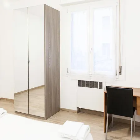 Apartament In Fiera 5 Fronte Fiera Bolonia