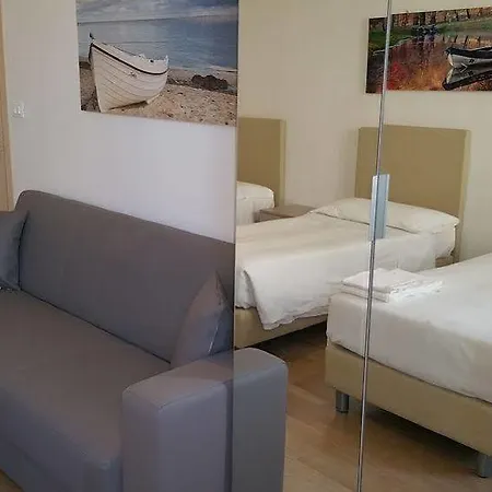 In Fiera 5 Fronte Fiera Apartament Bolonia