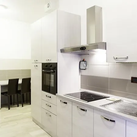 In Fiera 5 Fronte Fiera